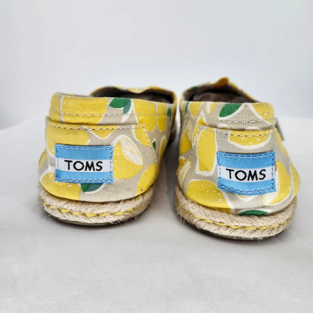 Toms Yellow Lemon AOP Slip On‎ Shoes Espadrille Flats Womens 7.5 Preppy Summer